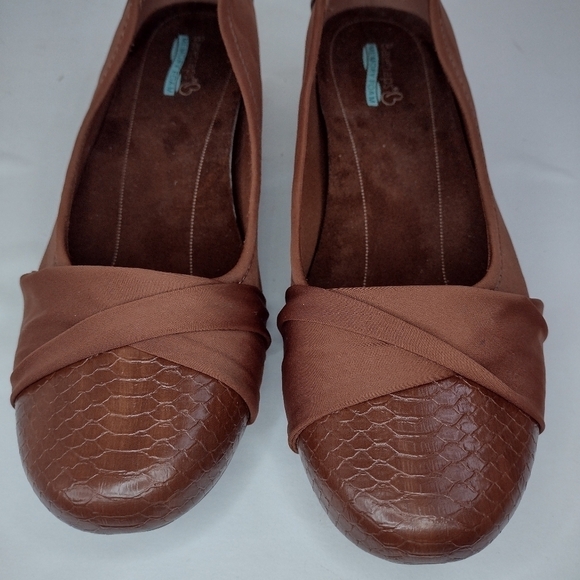 Baretraps women's Misty memory foam size (10M) - Picture 2 of 11